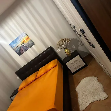 Dea Durres, Golem Apartman Durrës